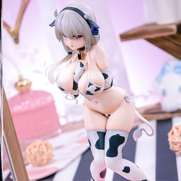 Uzaki Schoolgirl Wants To Play GK Cow Figure